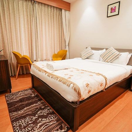 Vila White Coco House 4Bhk Nášik Exteriér fotografie